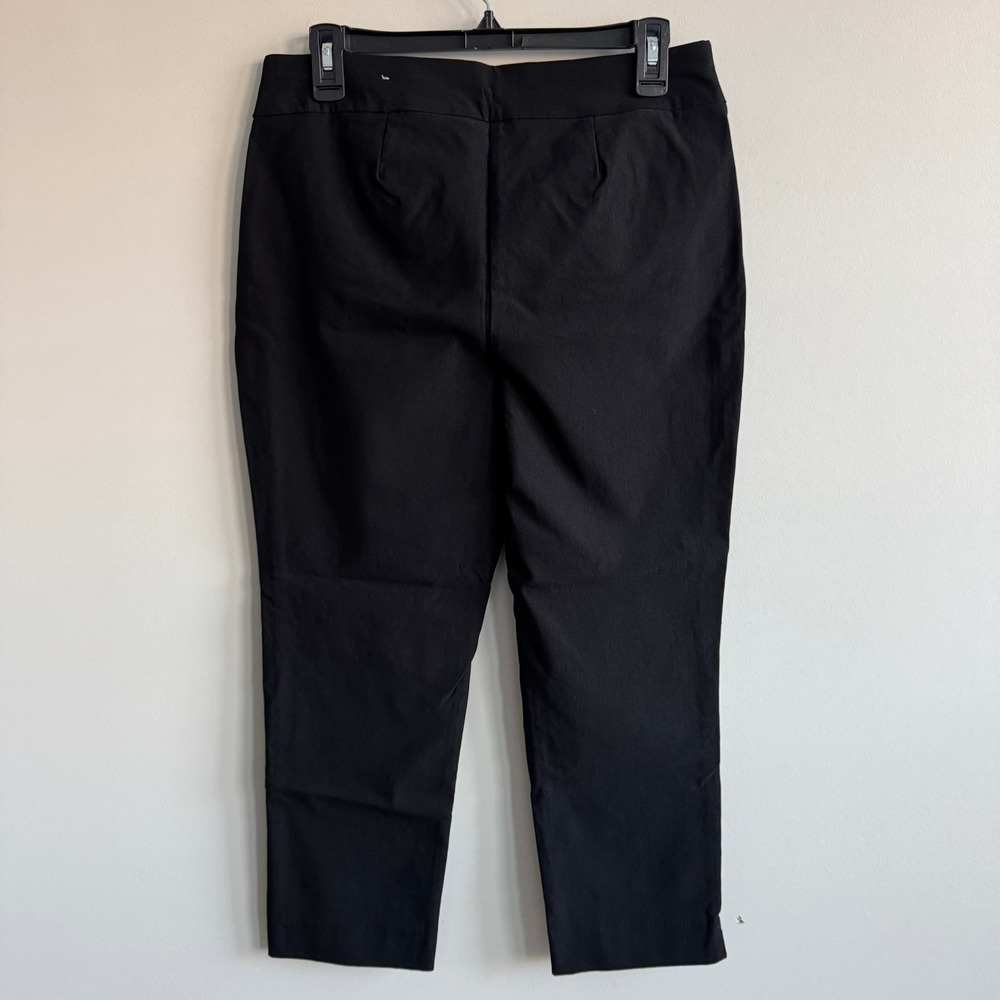 Chicos Black Pull On Cropped Pants Flat Waistband Size 0.5 US 6 Stretch Trousers - Picture 3 of 6